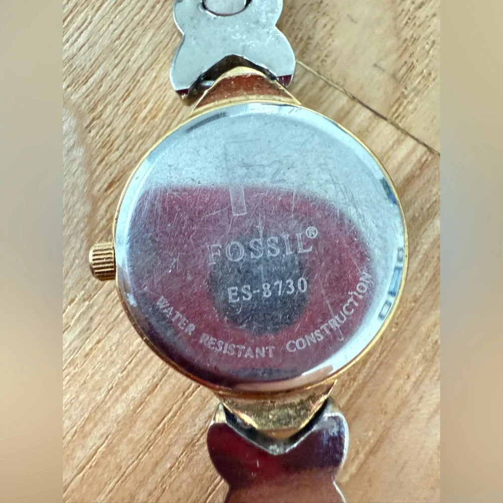 Vintage fossil ladies two tone heart link watch NEW BATTERY
